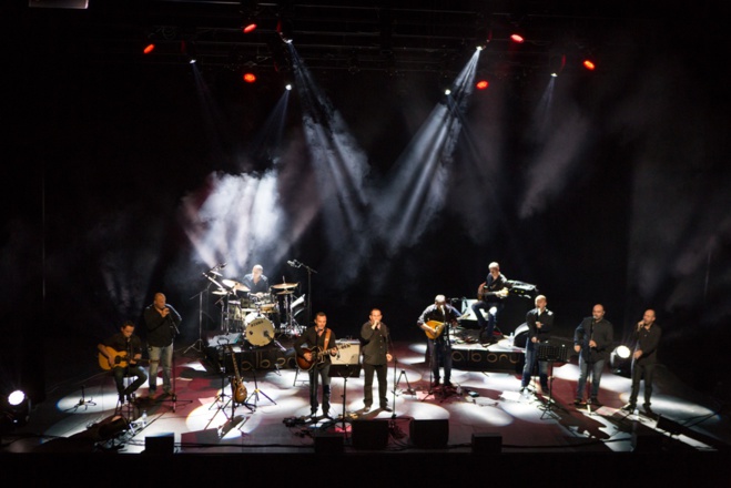 (C) Armand Luciani (C) Armand Luciani