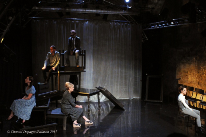 Théâtre / Juste la fin du monde Théâtre / Juste la fin du monde